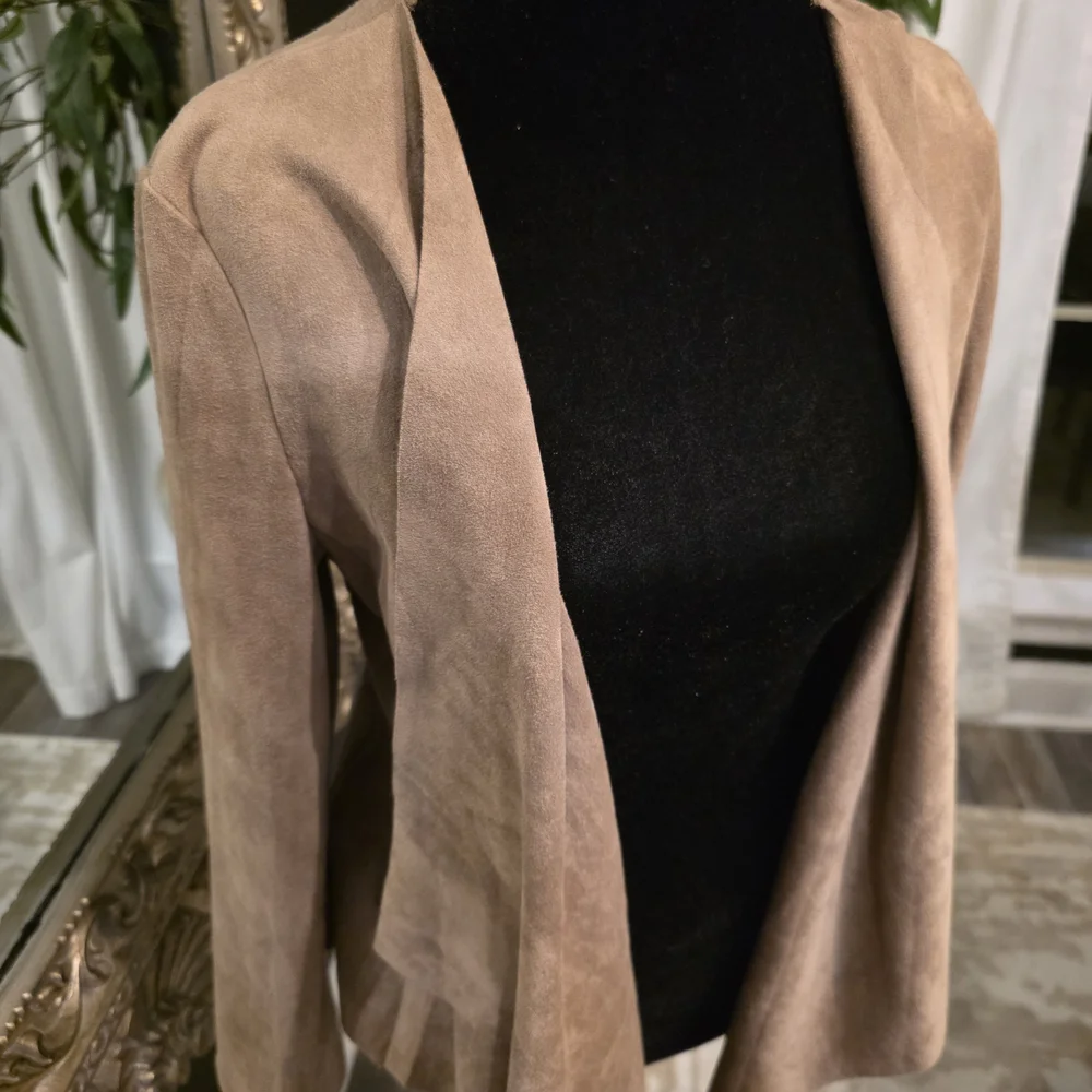 DO+BE Faux Suede Open Front Jacket – Women’s Size Medium - Picture 3 of 7